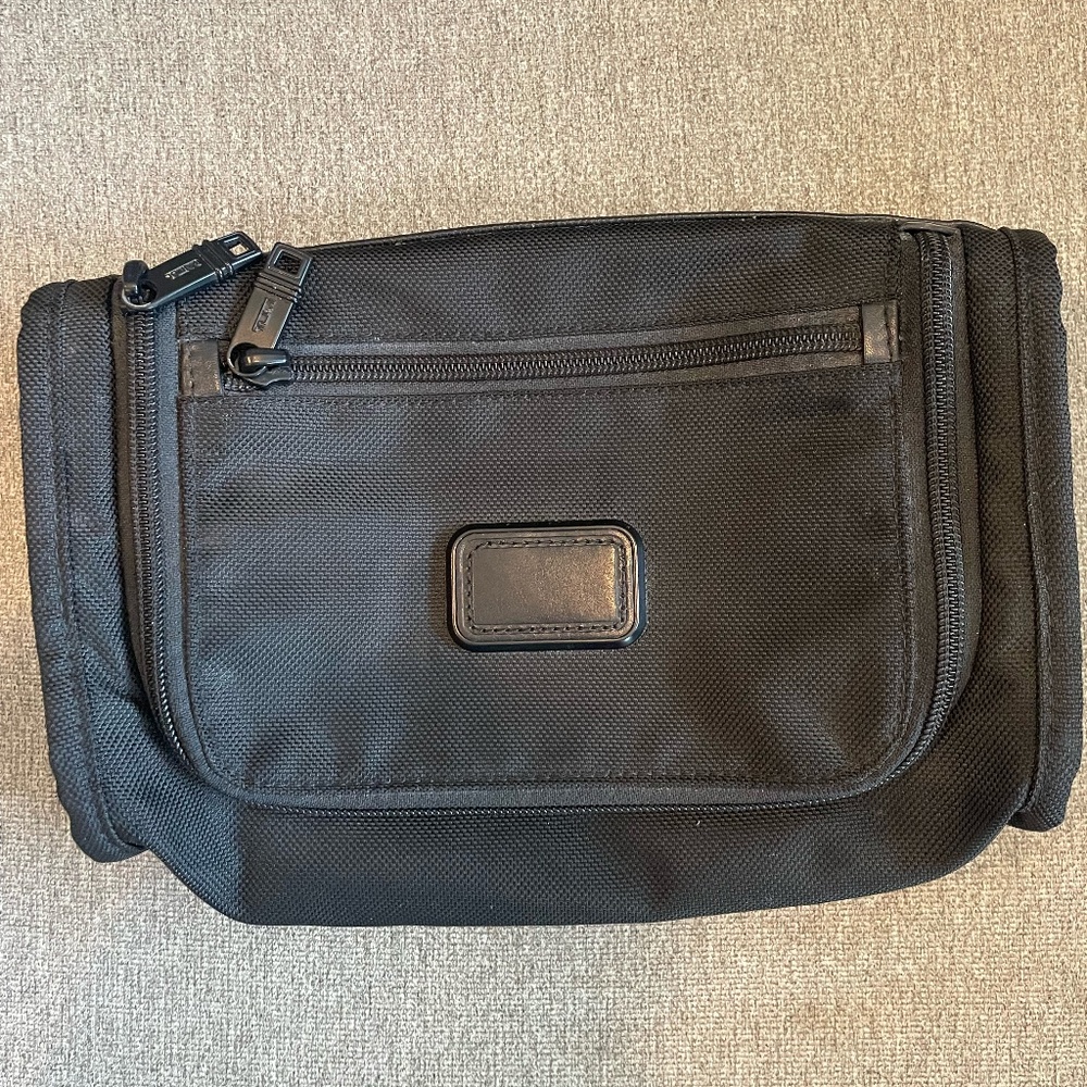 TUMI Alpha II Travel Kit